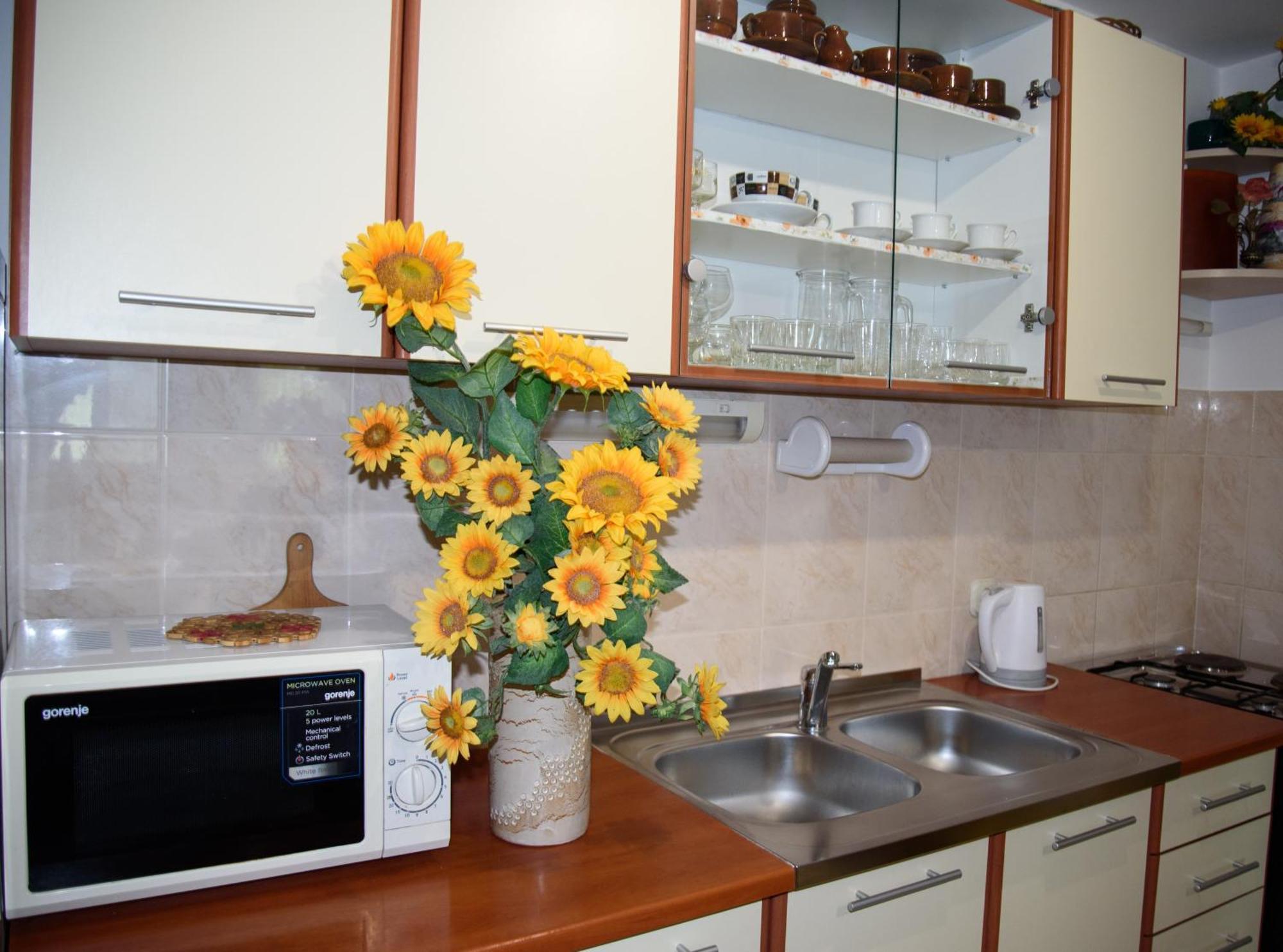 Apartments Cvitini Dvori Garjak Vrlika Εξωτερικό φωτογραφία